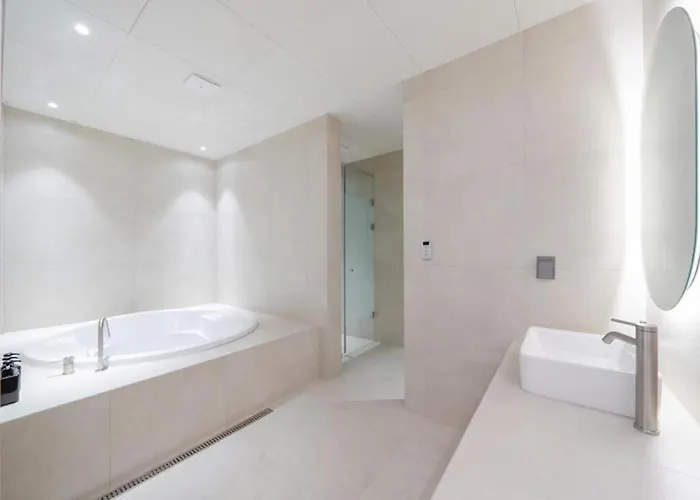 Changdong Lonestar Motel 3*