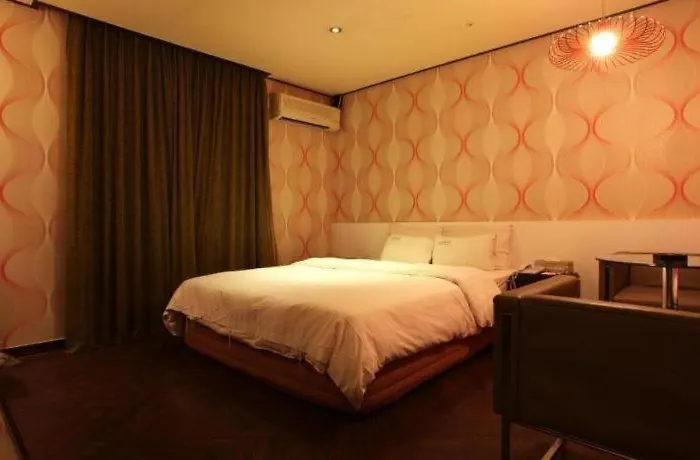 Changdong Lonestar Motel 3*